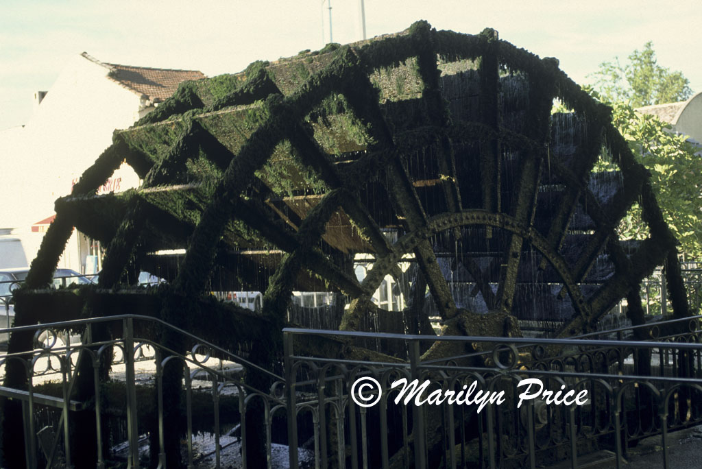 Waterwheel, L'isle sur la Sorgue, France