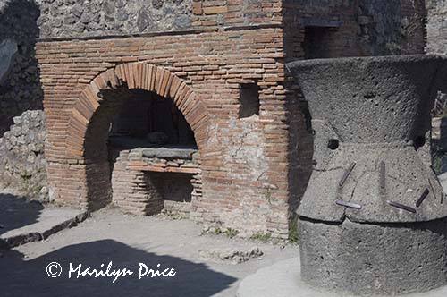 Bakery shop, Pompeii, Italy