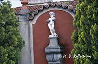 Fountain in rooftop garden of Palazzo Pucci, Florence, Italy