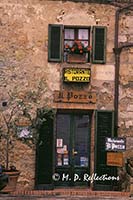 Restaurant, Monteriggioni, Italy