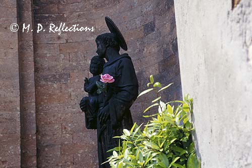 Statue of St. Francis, Cimitere, Venice, Italy