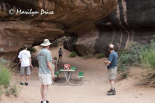 Lunch, Elephant Hill jeep trail, Canyonlands National Park, UT